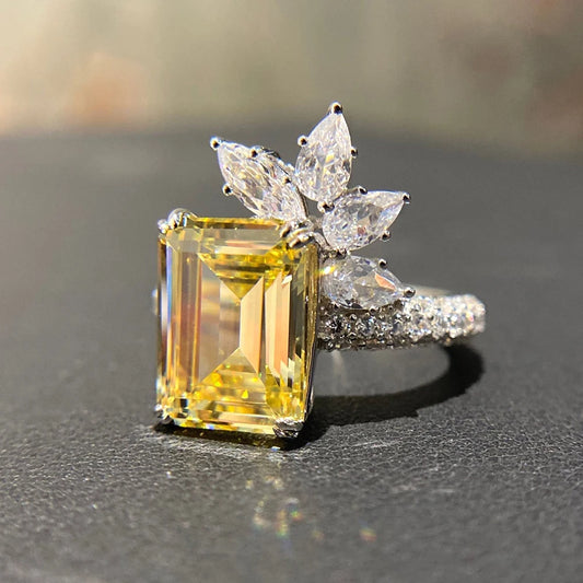 New Arrival Luxury Women Cubic Zirconia Rings Bling Geometric Square Yellow CZ Ring Wedding Party Aesthetic Lady Jewelry