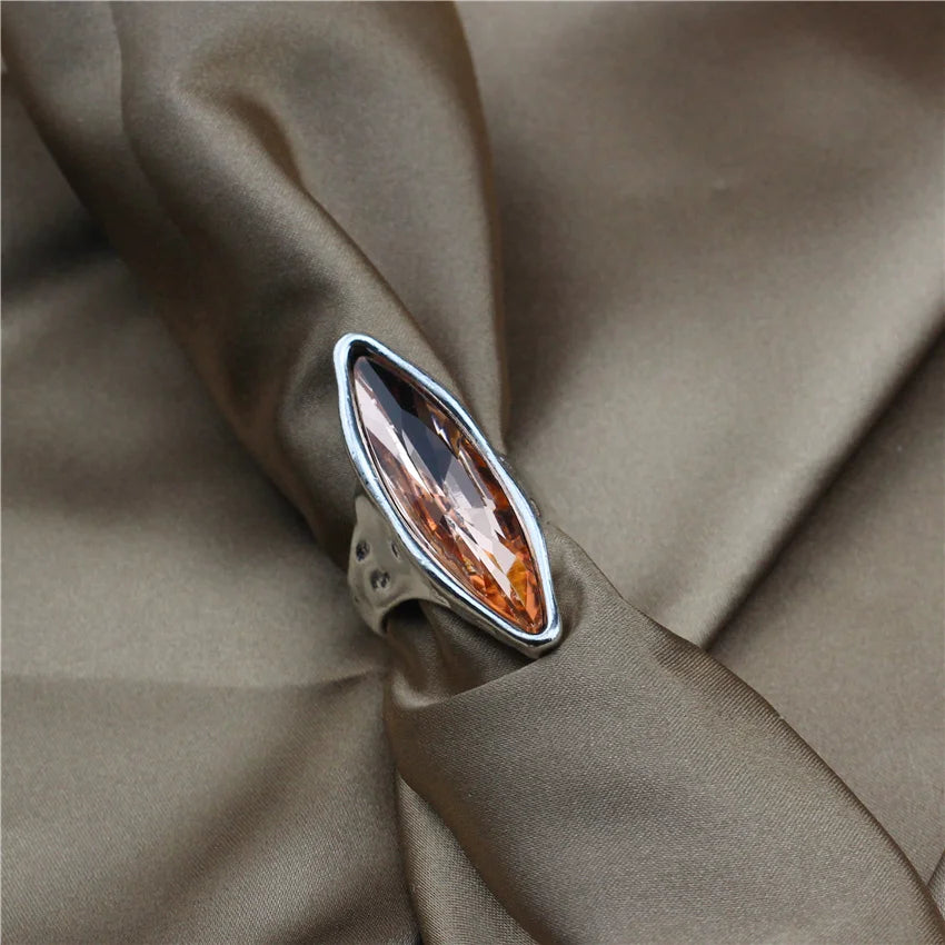 Wholesale Cute Design Jewelry for Women Horse Eye Crystal Finger Ring for Wedding Engagement Girlfriend