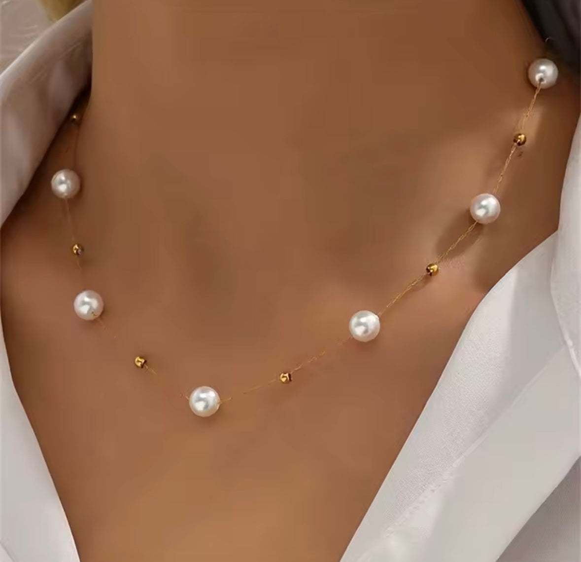 MINOA Elegant Gold Pearl Chain Necklace