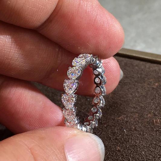 Fancy Heart Rings Romantic Engagement Proposal Rings for Girlfriend Silver Color Brilliant Zirconia Fashion Jewelry Women