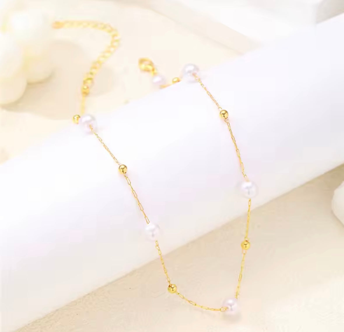 MINOA Elegant Gold Pearl Chain Necklace