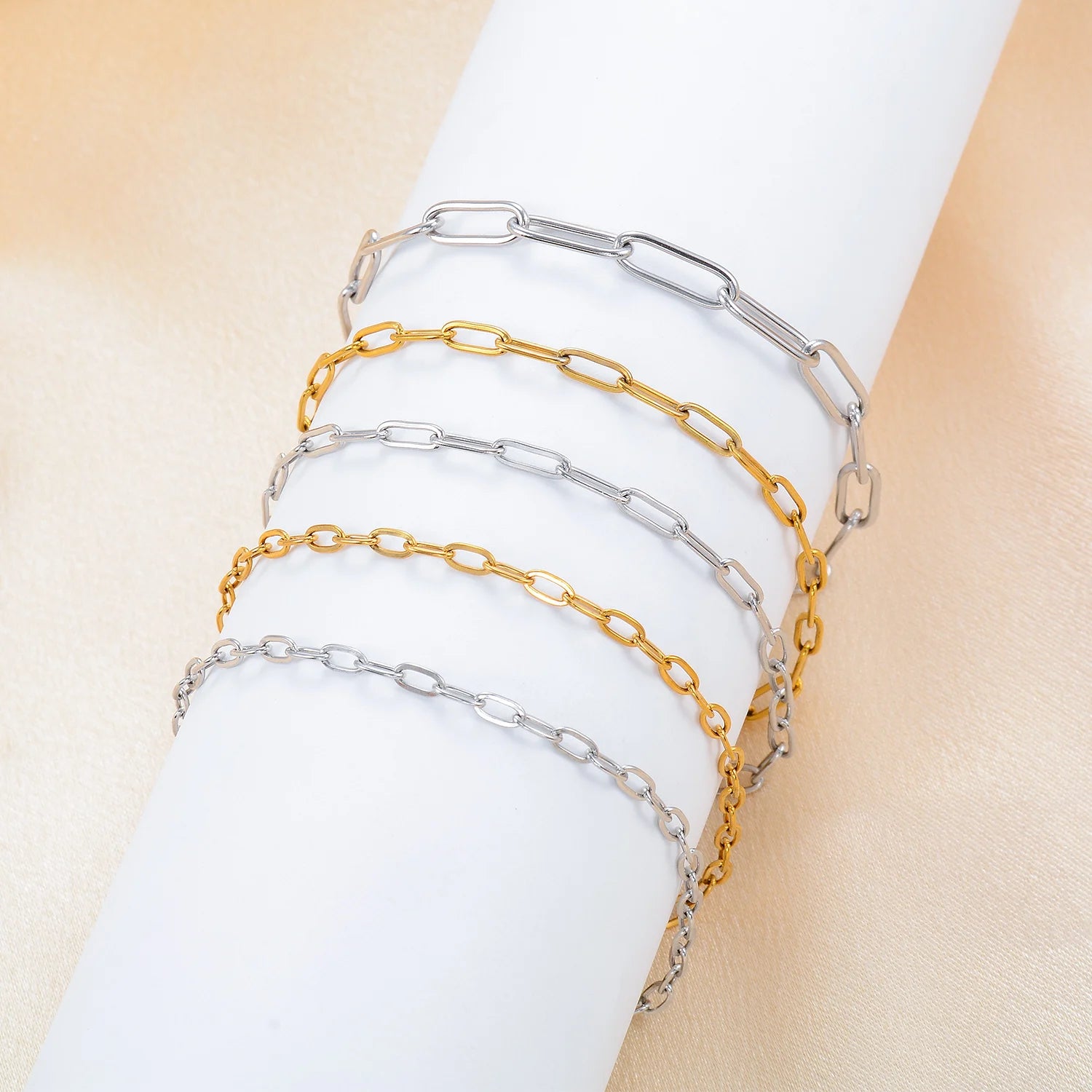 Trending Stainless Steel Bracelet No Fade Gold/Silver Color Paperclip Chain Ladies Bangle Jewelry Accessories Wholesale